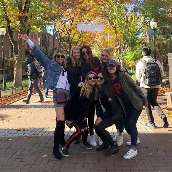 Meet your Posher, Angela - Picture 1 of 1